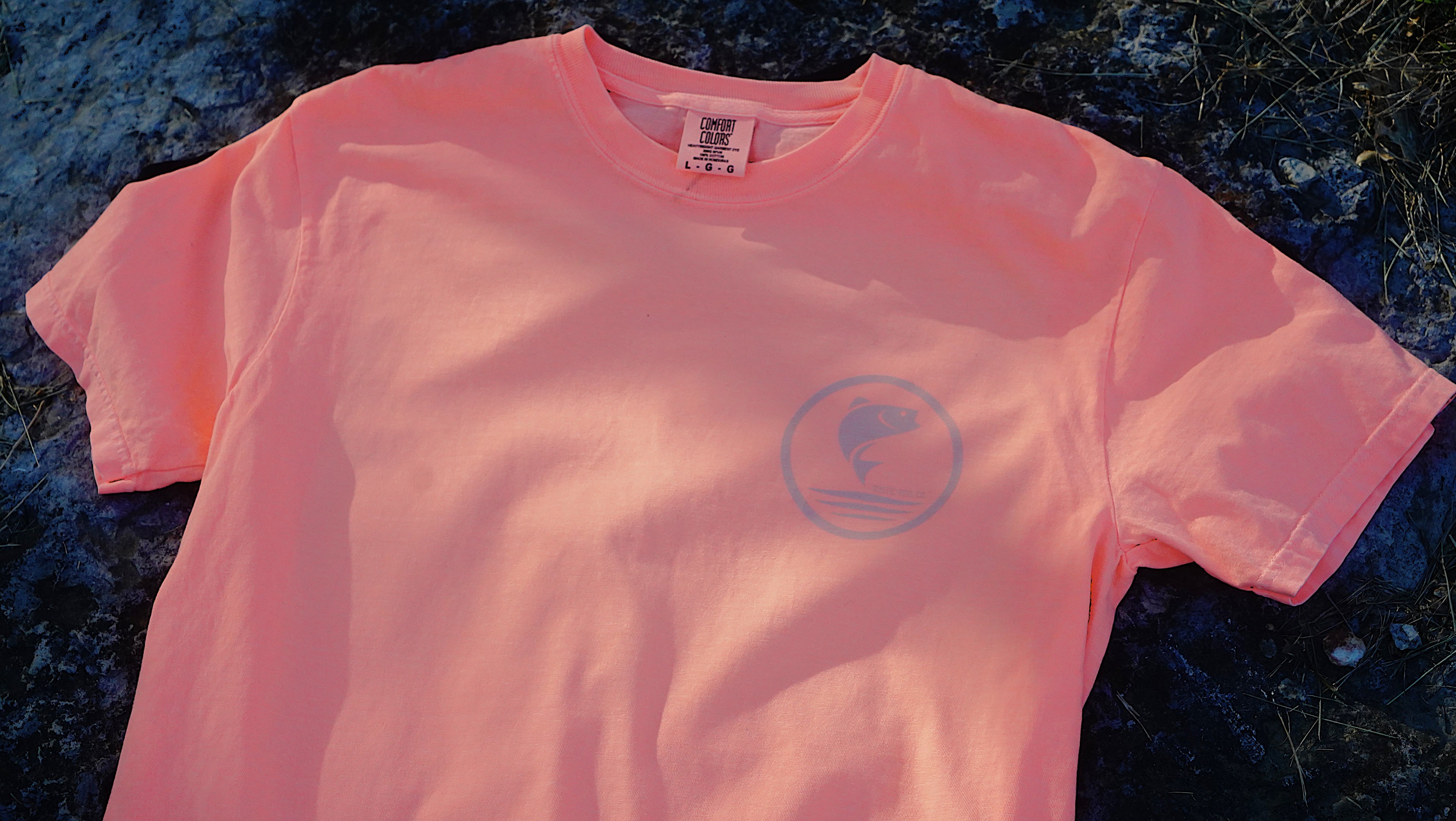 Lake Date Tee - Rustic Reel Co.